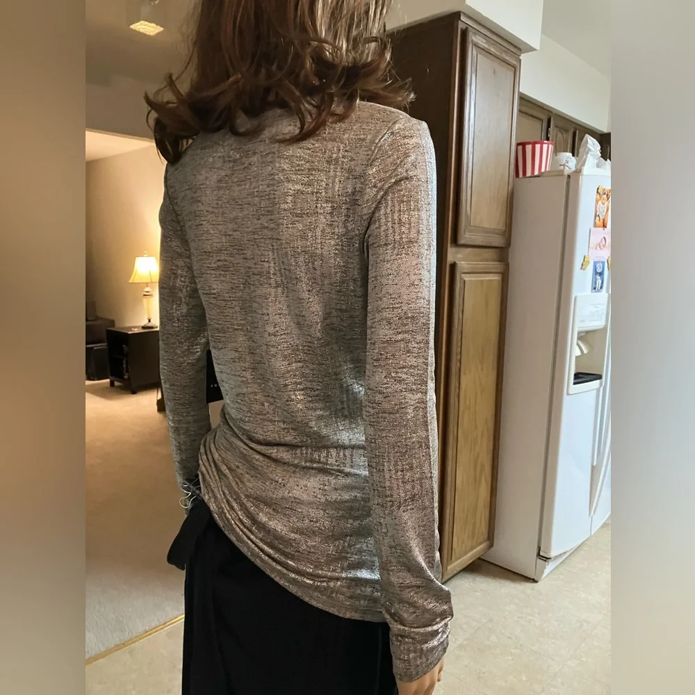 Trouve Metallic Silver Rouched Top - Silk Foil Nordstrom Small New with Tags - Picture 7 of 16